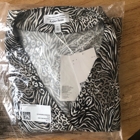 & other stories peplum wrap top - Picture 2 of 3